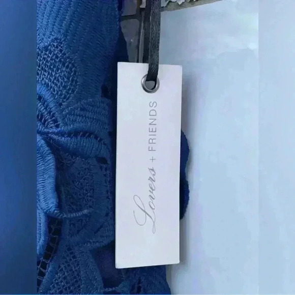 Lovers + Friends CASPIAN SHIFT DRESS size small - Picture 5 of 8